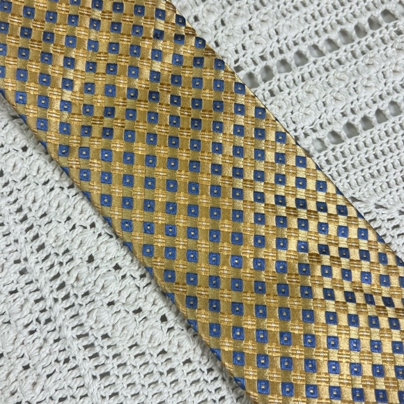 Hathaway Men's Tie 100% Silk Yellow Blue 58L x 3.75W Necktie Work Dress Checker - Picture 3 of 4